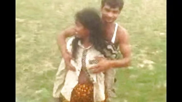 ગર્લફ્રેન્ડ દરખાસ્ત suck માટે મોટી ઘોડાના સેકસી વીડિયો