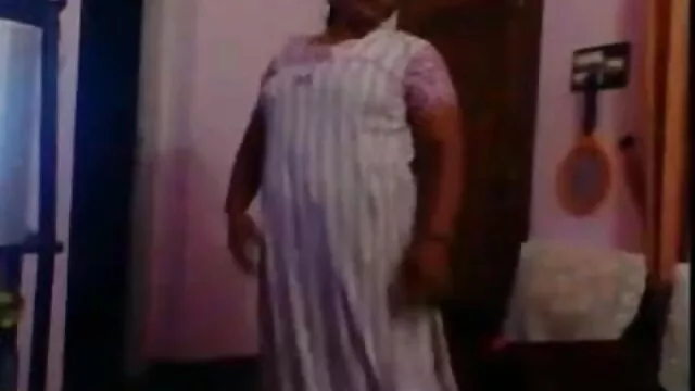 આ અવાજ ગાંડ પર બાંધકામ સાઇટ, leaned અને દિવાલ સેકસી ફુલ સેકસી વીડિયો સામે.