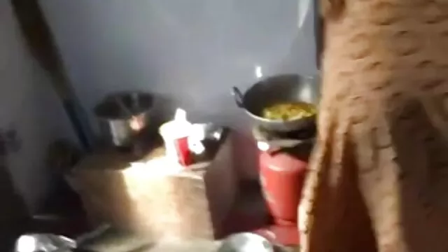 પૂછવામાં એથલેટિક પહેરે માં છોકરી ઘૂંટણ લેવા માટે એક મોટો લોડો કારણ કે ચોદતિ પાકિસ્તાન સેકસી વીડિયો વખતે કૅસ્ટિંગ કરવુ
