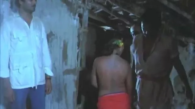 ARABKA કાળા શીલભંગ માટે લલચાવવું સાથે તેના વિશાળ ટોટી ફુલ સેકસી વીડિયો એચડી