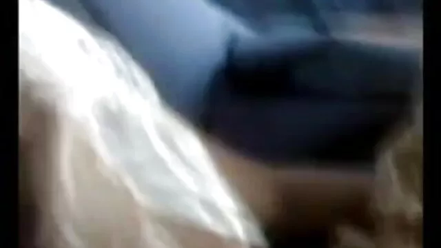 વાસ્તવિક ડી સેકસી વીડિયો દબાણ બેડરૂમમાં