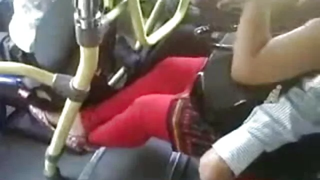 નગ્ન સેકસી વીડિયો ડાઉનલોડ ગૃહિણી રસોડામાં fucked