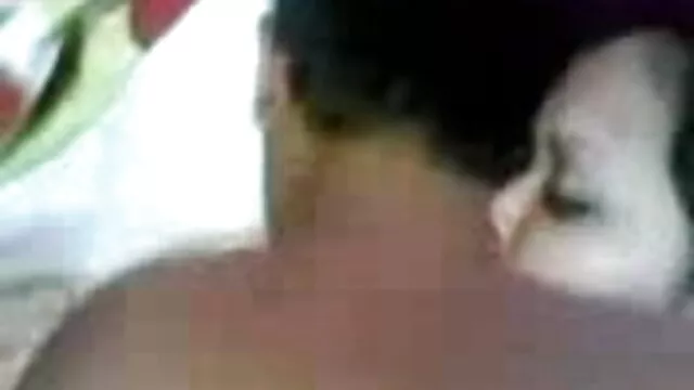 દાઢીવાળા સેકસી વીડિયો નવા પહેર્યા બે blondes
