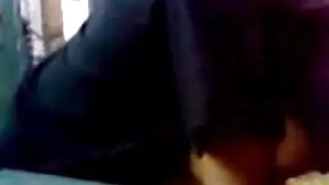 આ મરાઠી સેકસી વીડિયો stringy છોકરી સાથે મોટા બોબલા