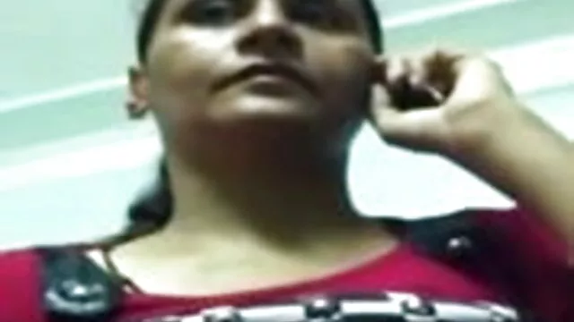 મીઠી નસીબદાર સેકસી બીપી સેકસી વીડિયો fucks બે ફેન્સી ગર્લફ્રેન્ડને
